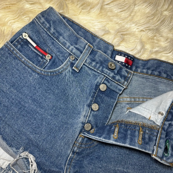 Tommy Hilfiger Shorts - Picture 5 of 6